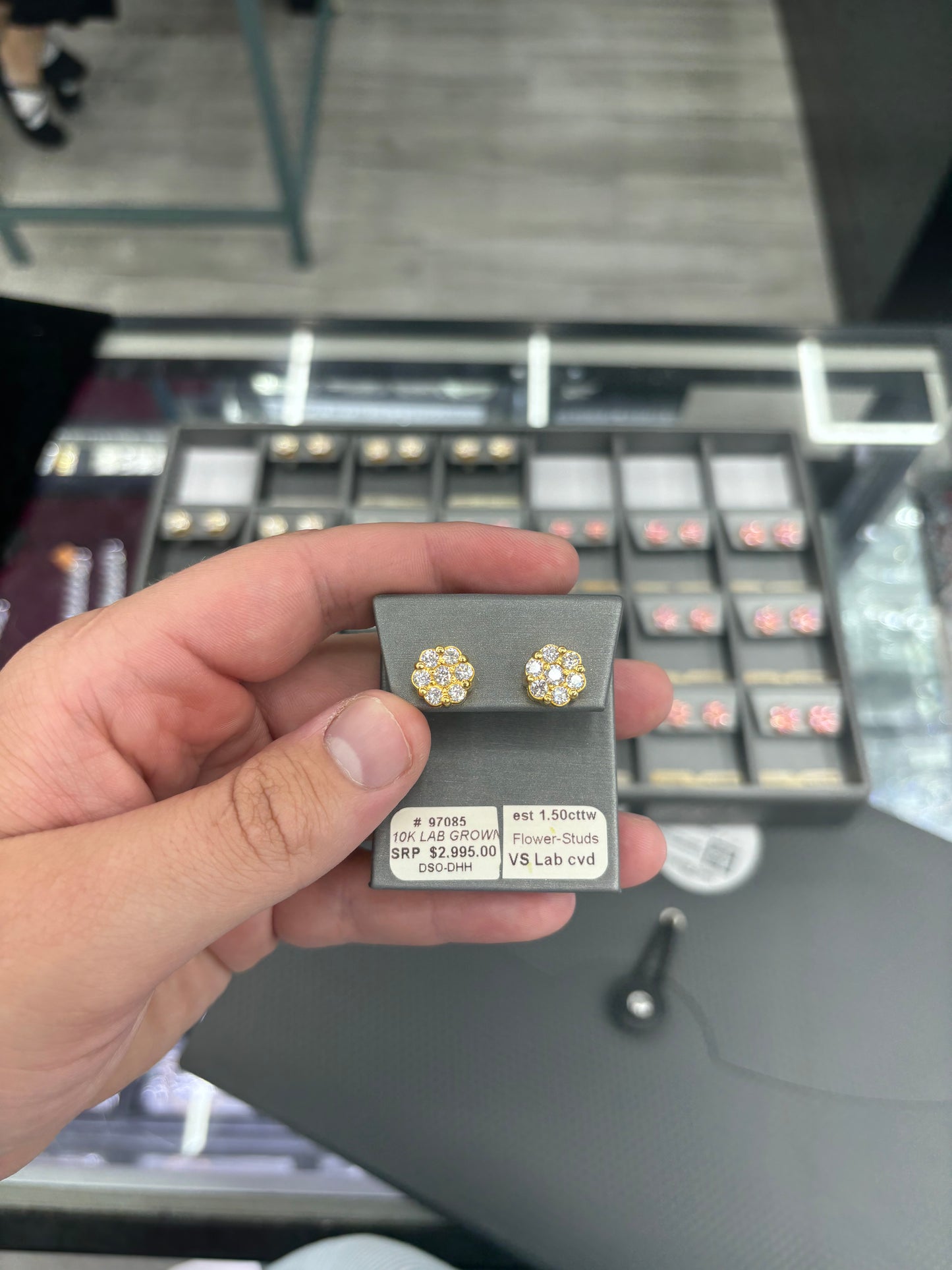 1.50 Carat Flower Stud Earrings