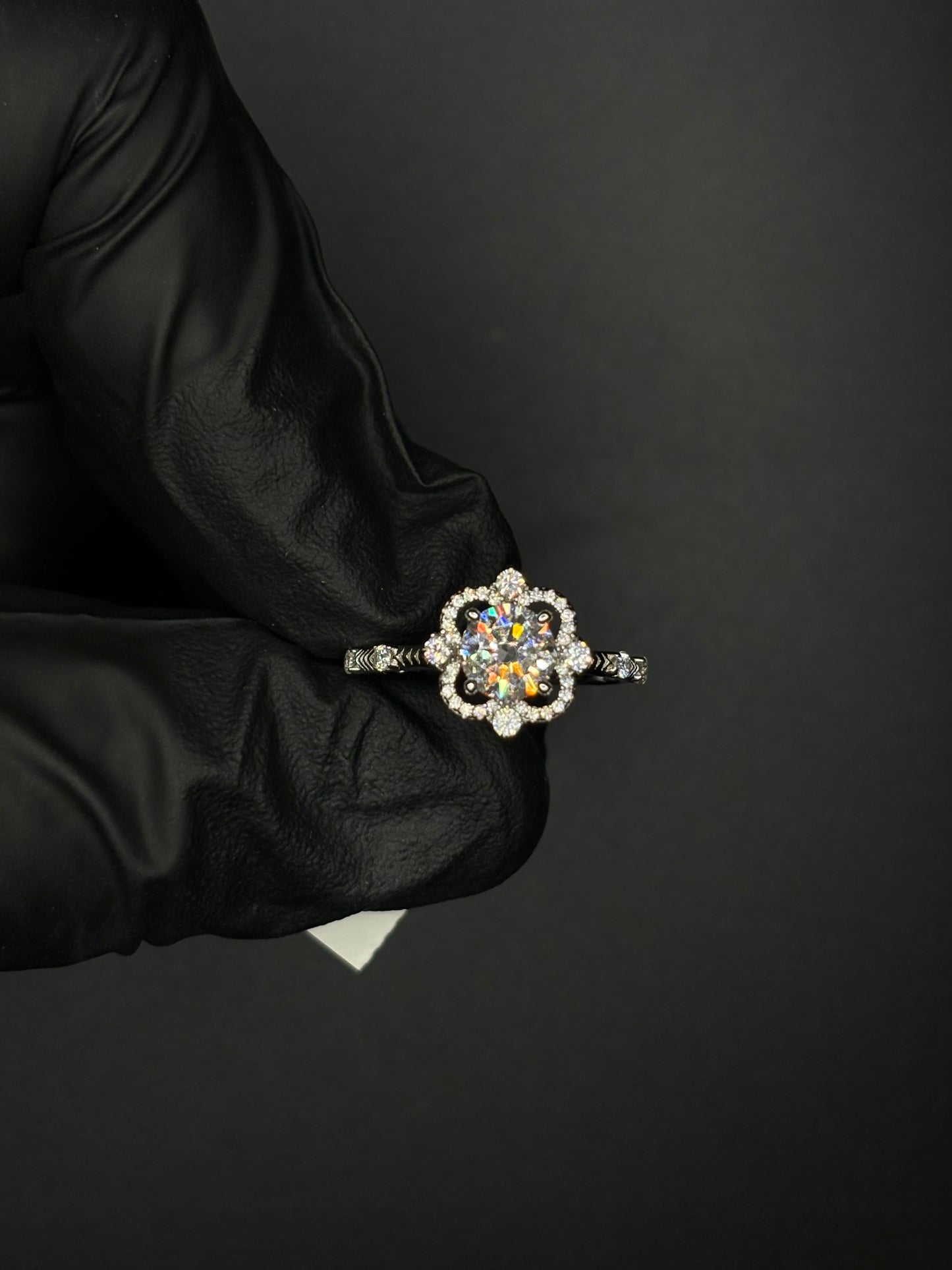 4 Point Halo Ring
