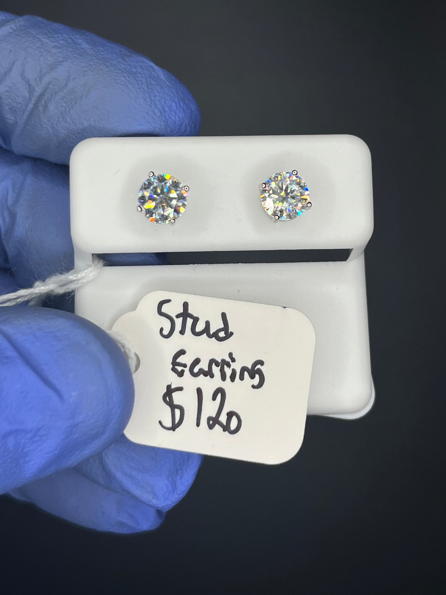 1 Carat Earrings
