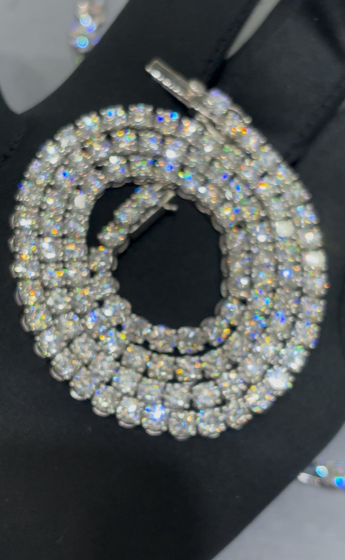 40  POINTER LAB GROWN DIAMOND TENNIS CHAIN