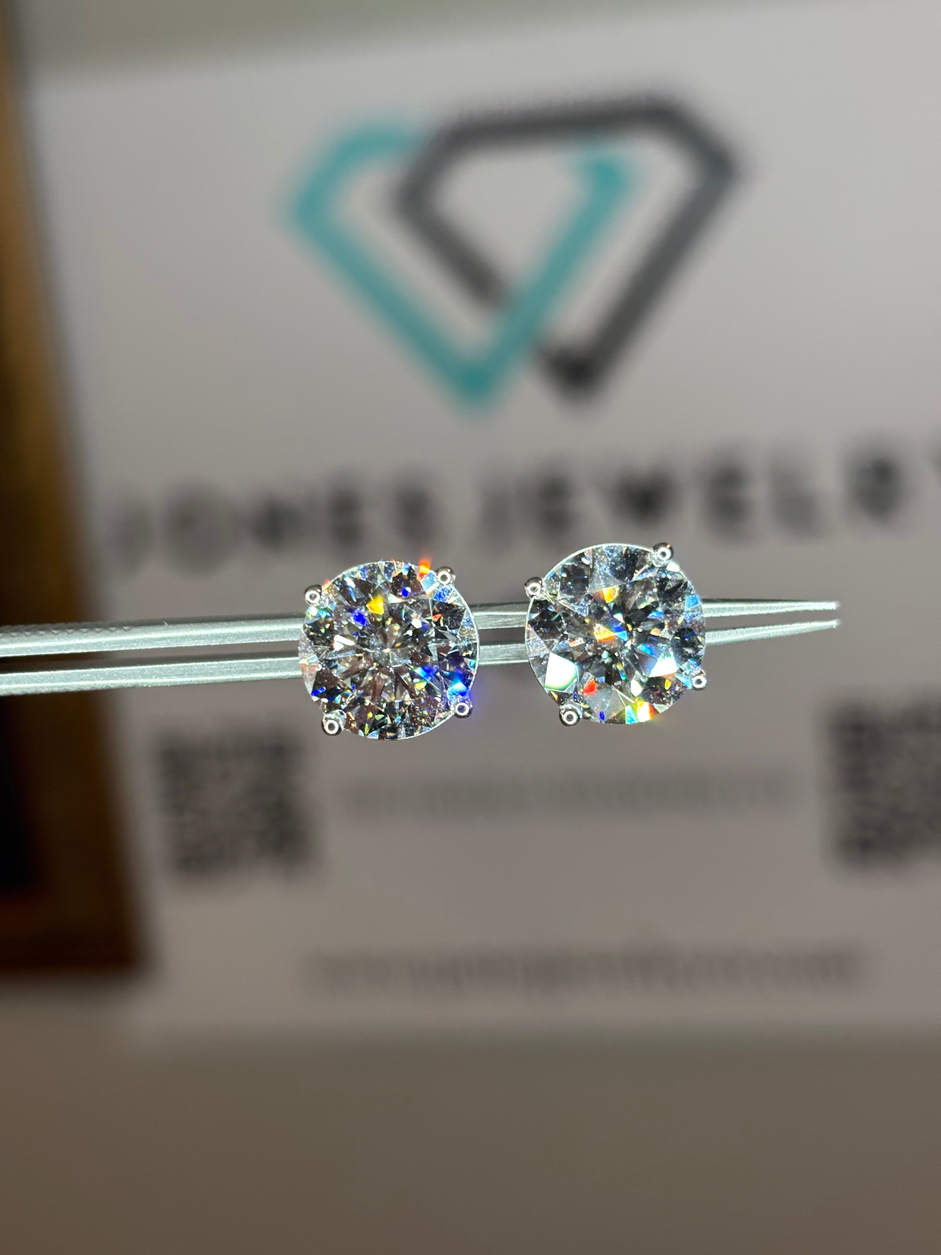 10 CTW EARRINGS