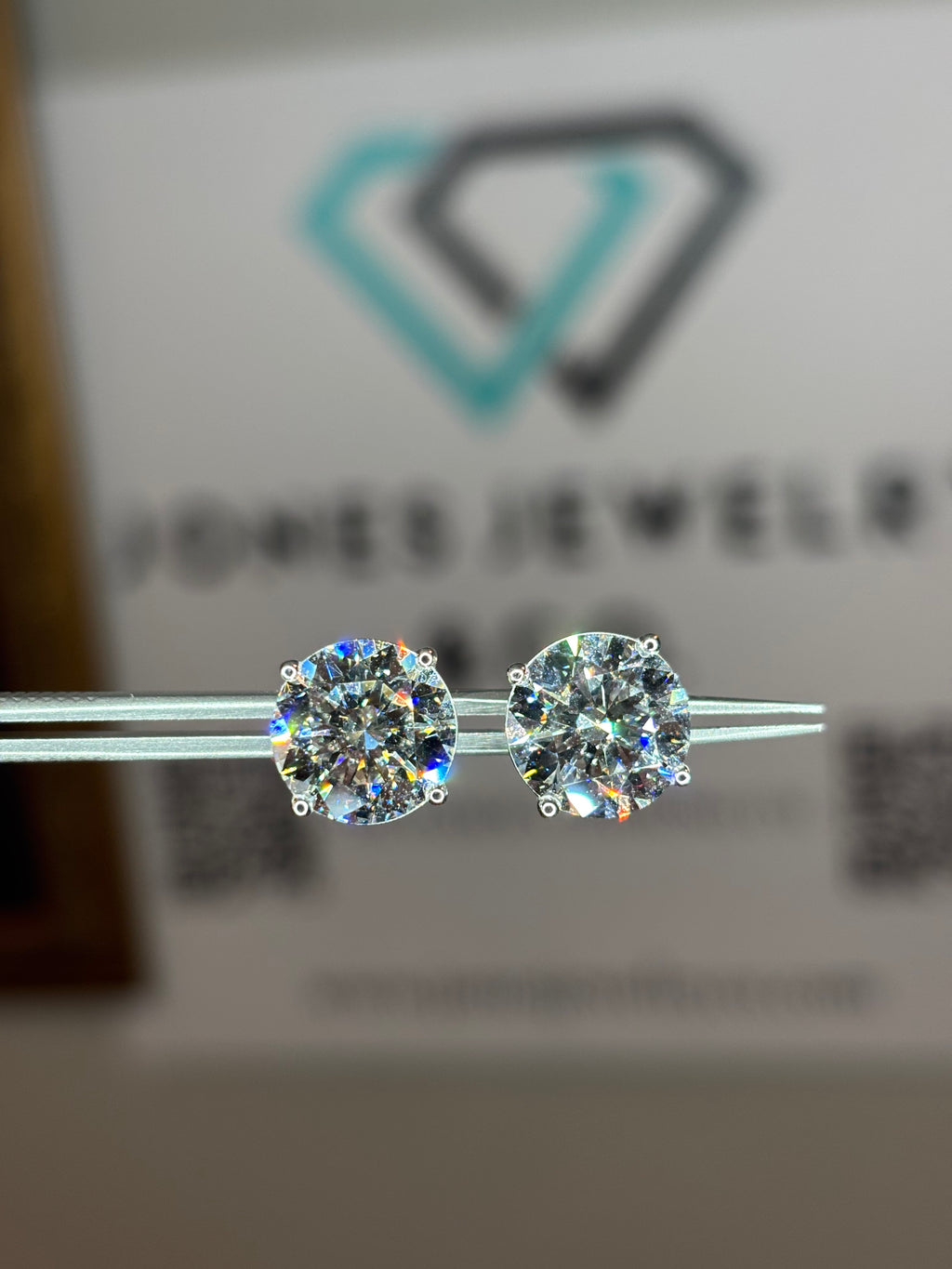10 CTW EARRINGS