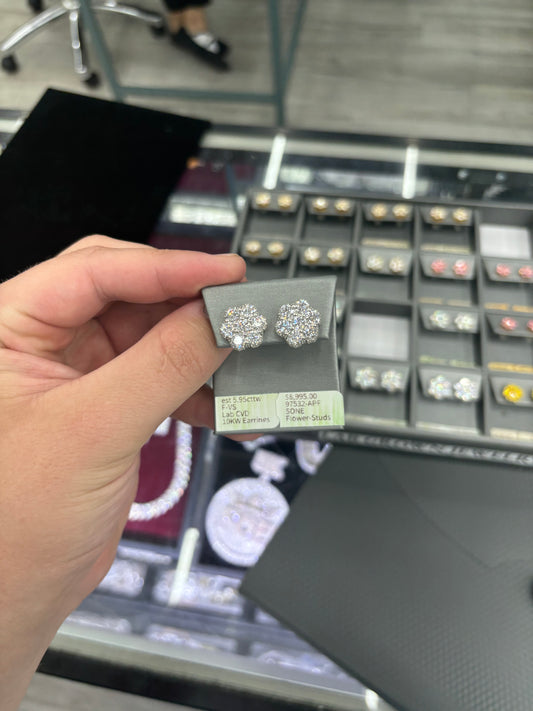 5.95 Carat Flower Stud Earrings