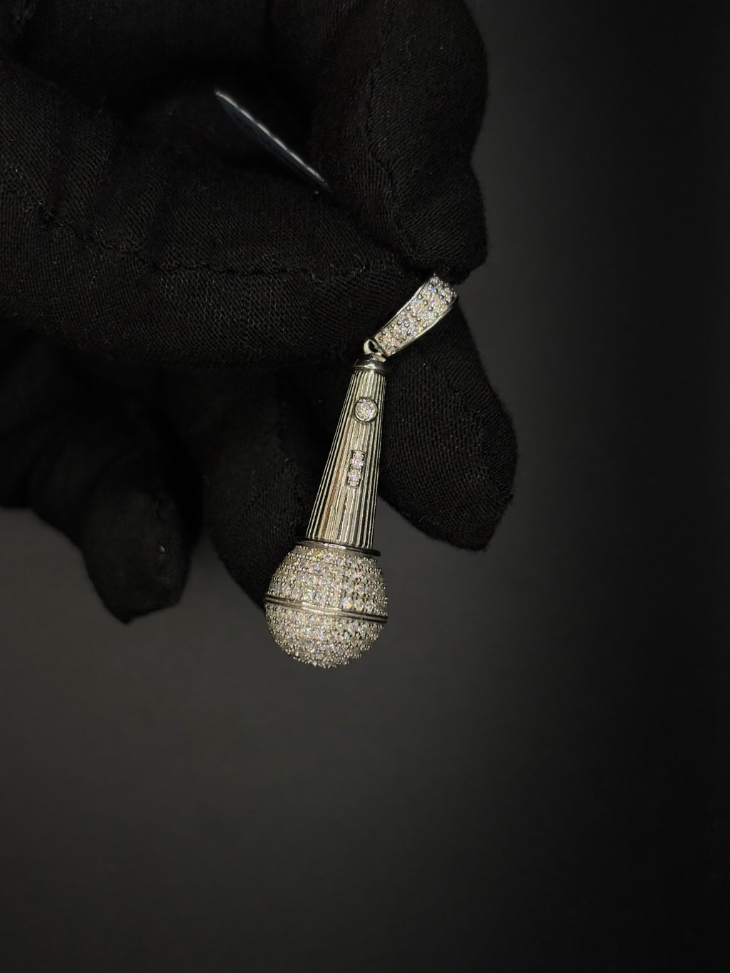 Microphone Pendent Bust Down