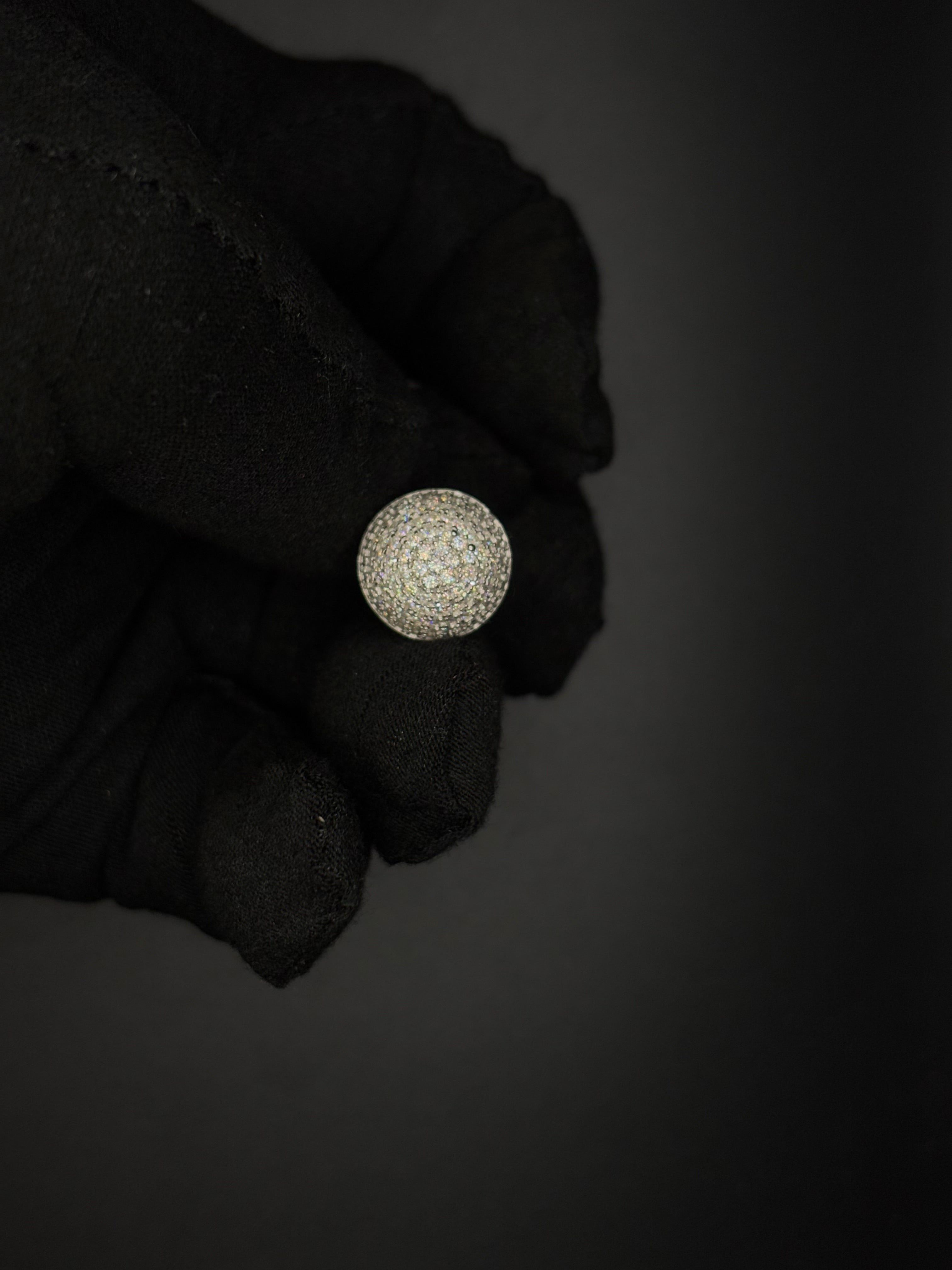 Microphone Pendent Bust Down