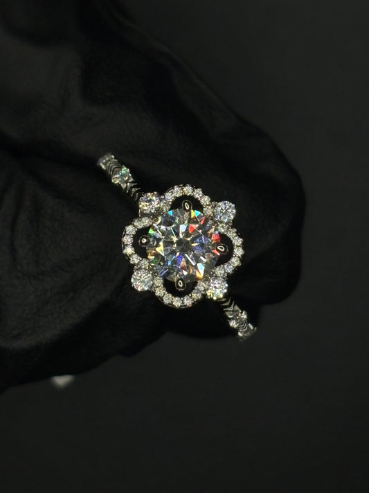 4 Point Halo Ring