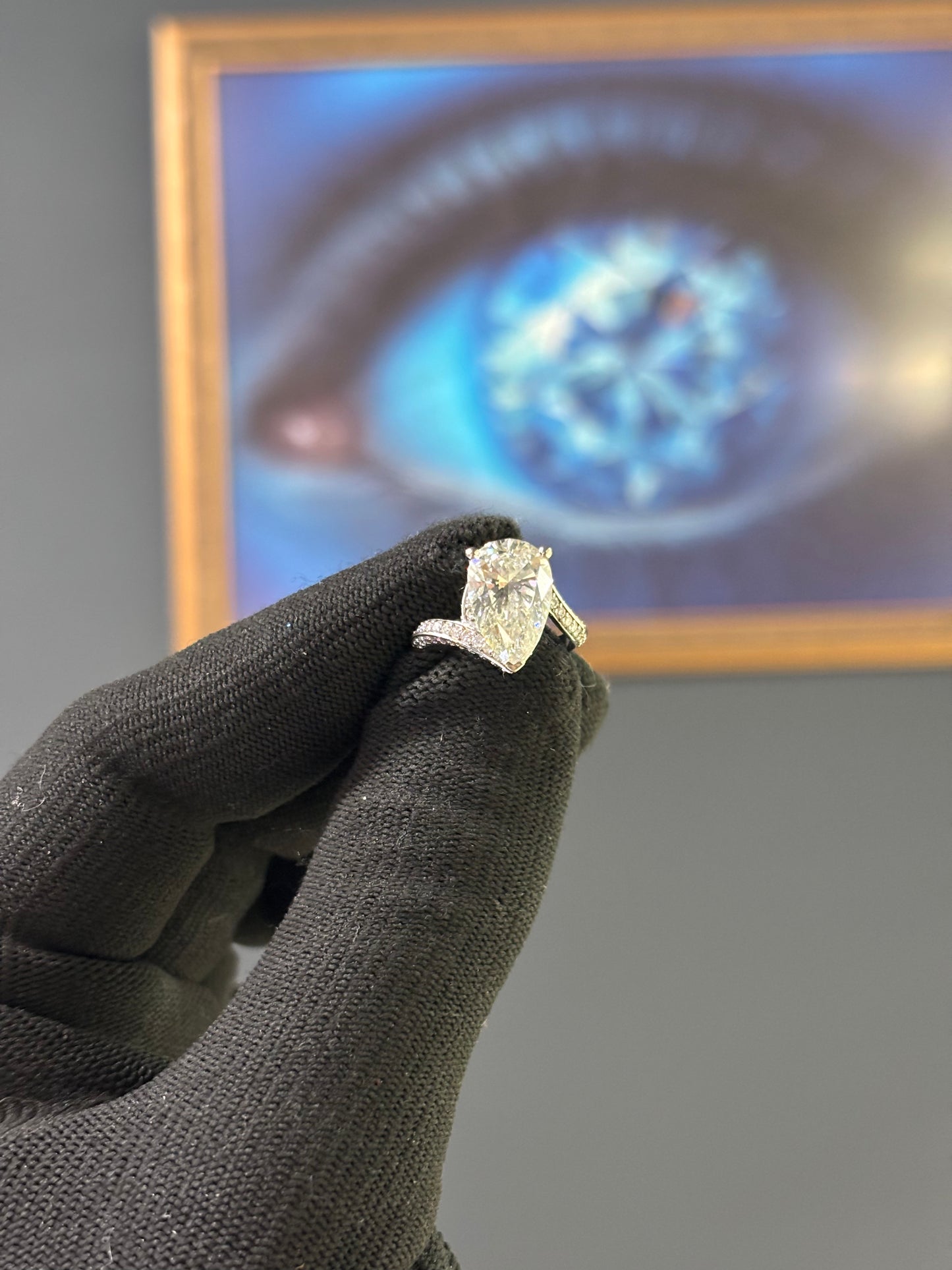 4 CARAT PEAR SHAPE DIAMOND RING