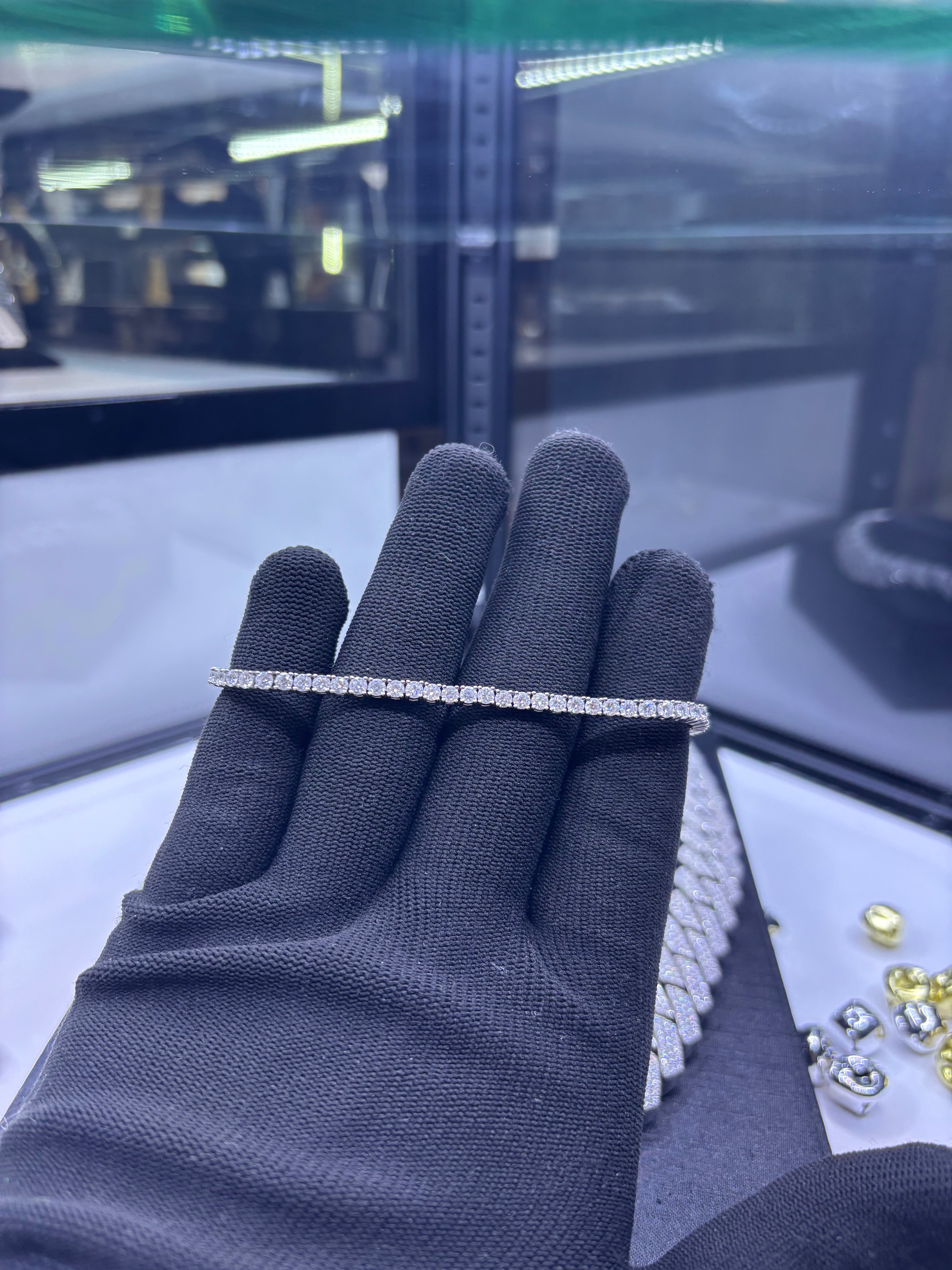 10 POINTER TENNIS BRACELET