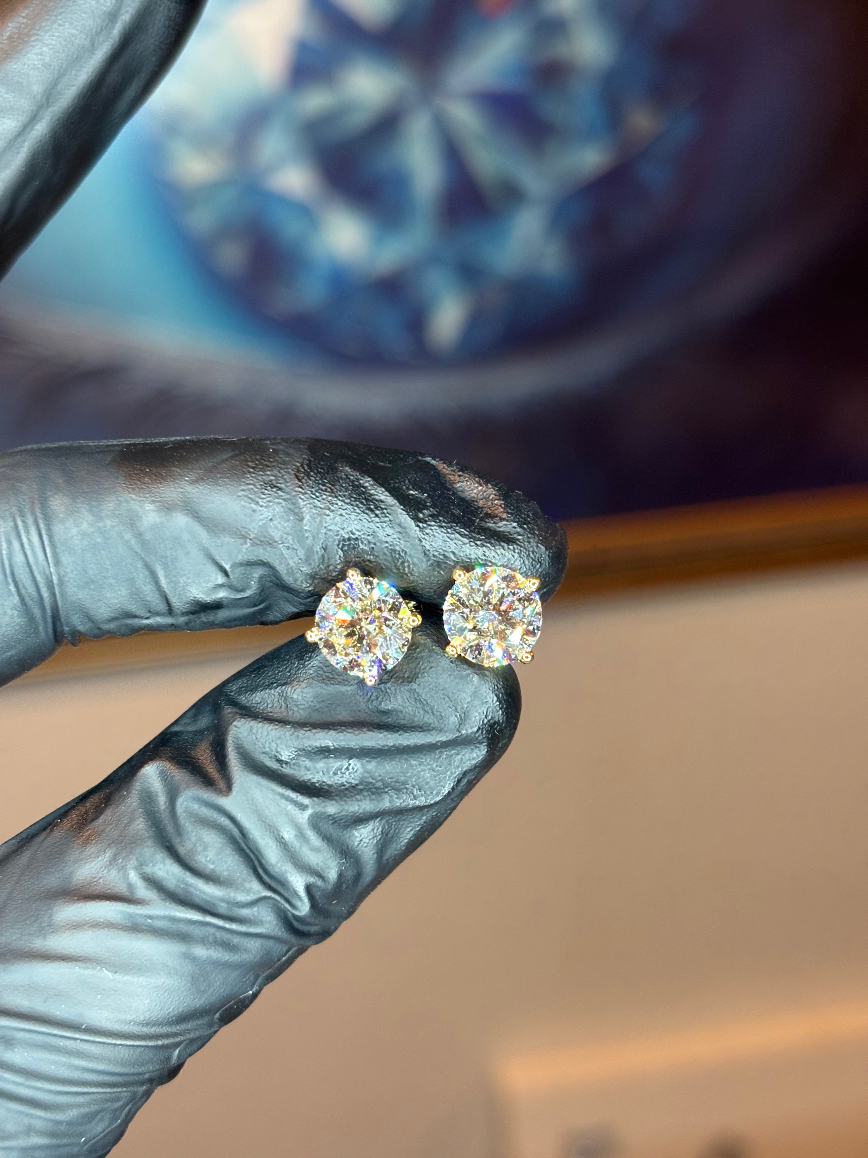 5 CARAT TOTAL WEIGHT EARRINGS