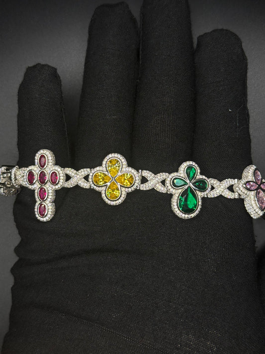 Multi Color Bracelet With Multi Shapes