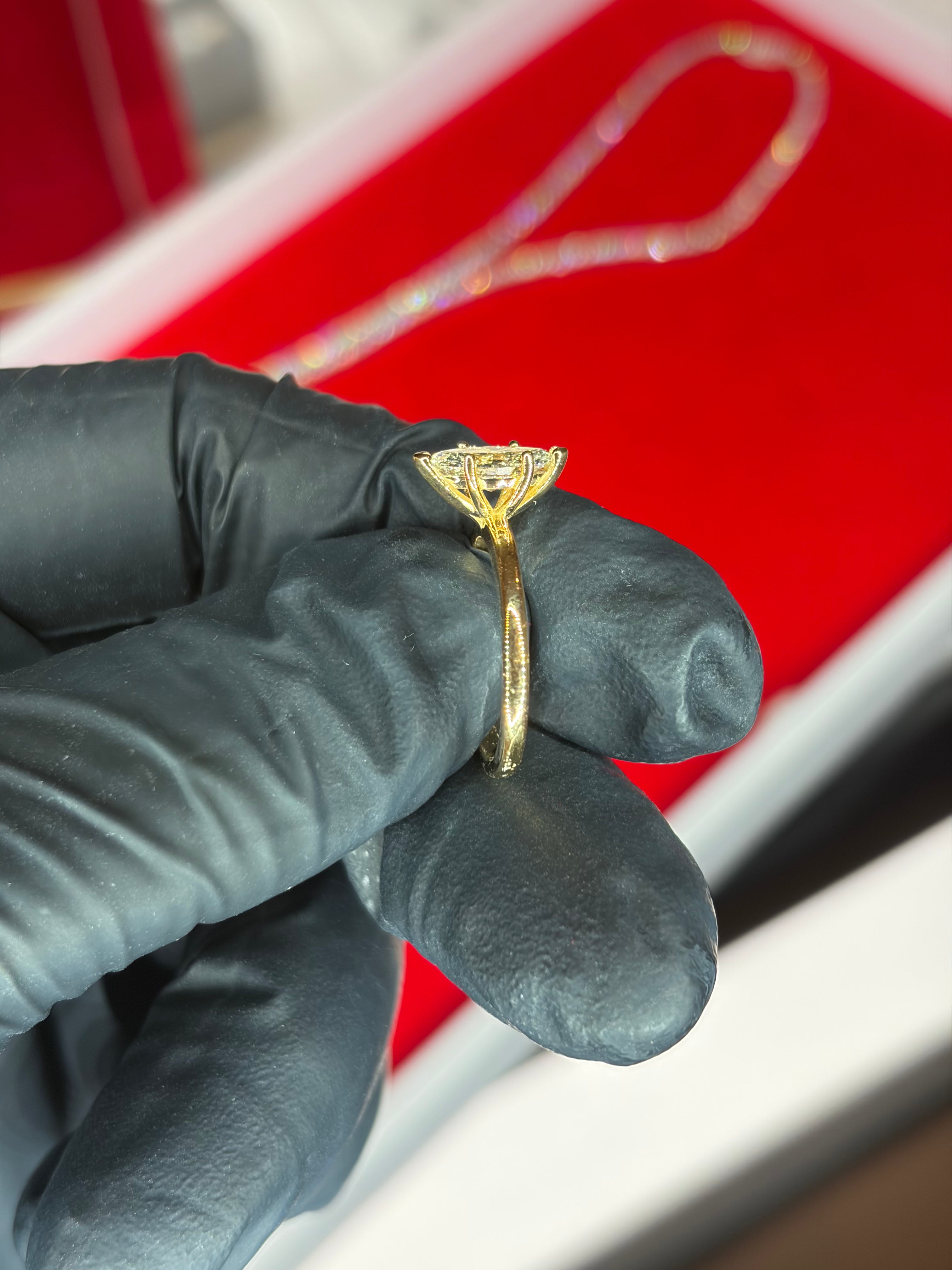 1 CARAT MARQUISE