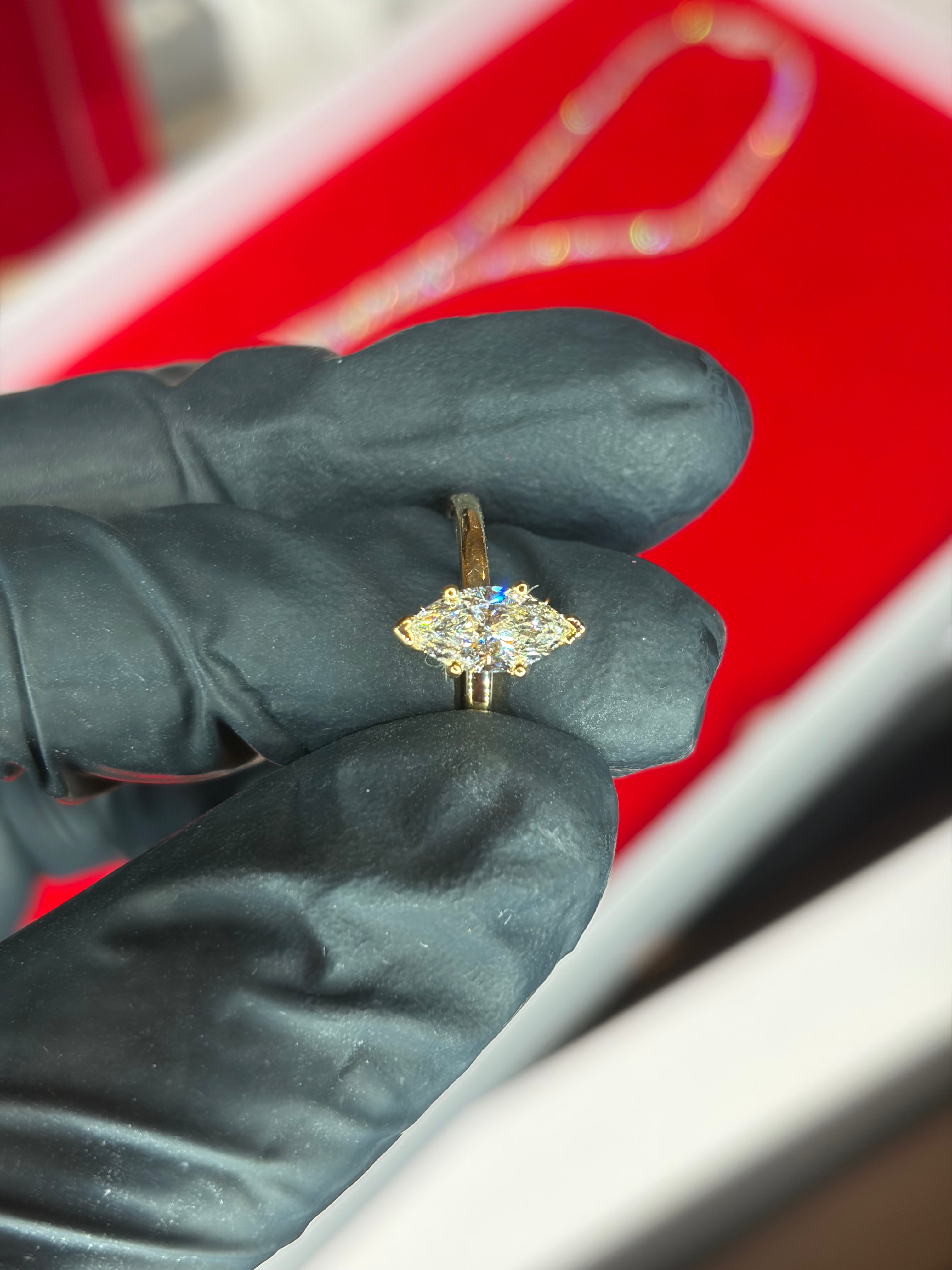 1 CARAT MARQUISE