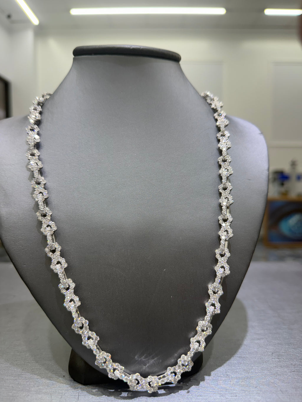 8MM INFINITY LINK LAB GROWN DIAMOND TENNIS CHAIN