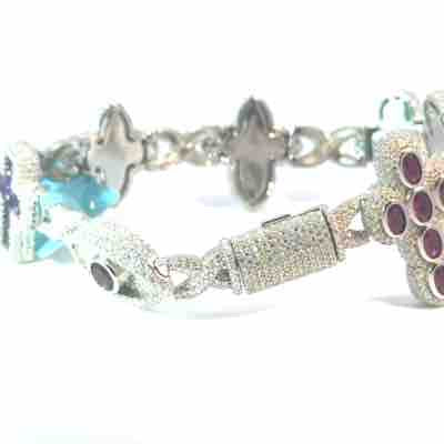 Multi Color Bracelet With Multi Shapes